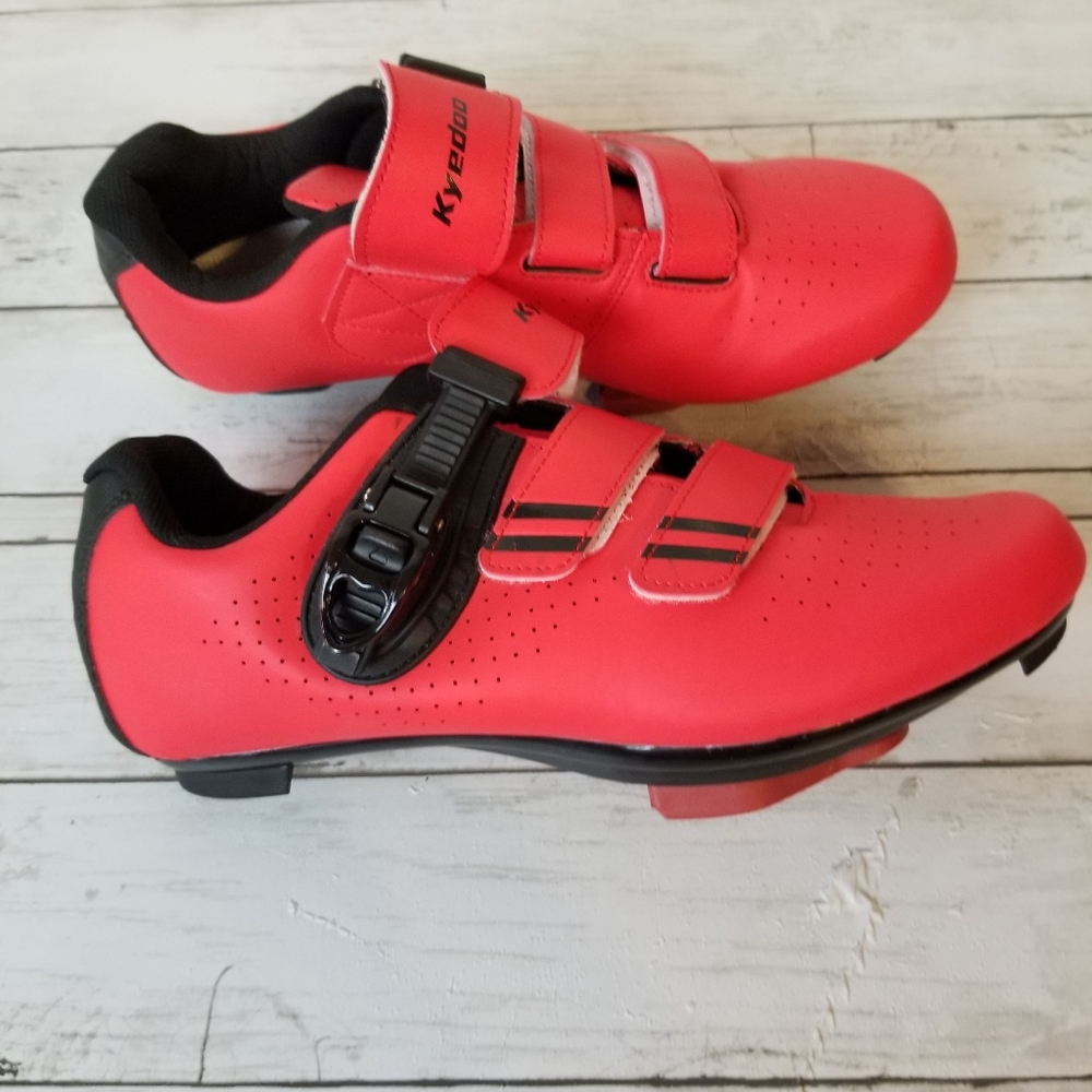 Kyedoo Red Black Unisex Cycling Shoes NWOT